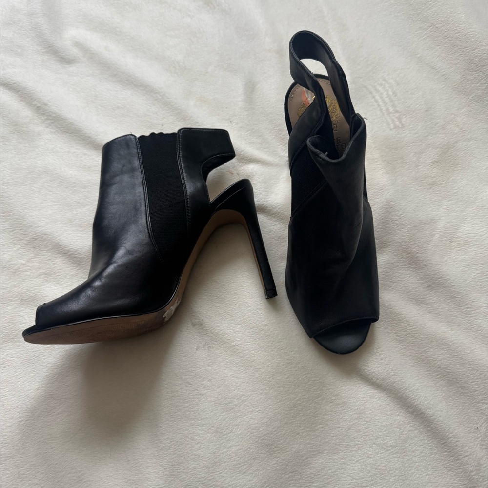 Vince Camuto heels - Picture 2 of 13